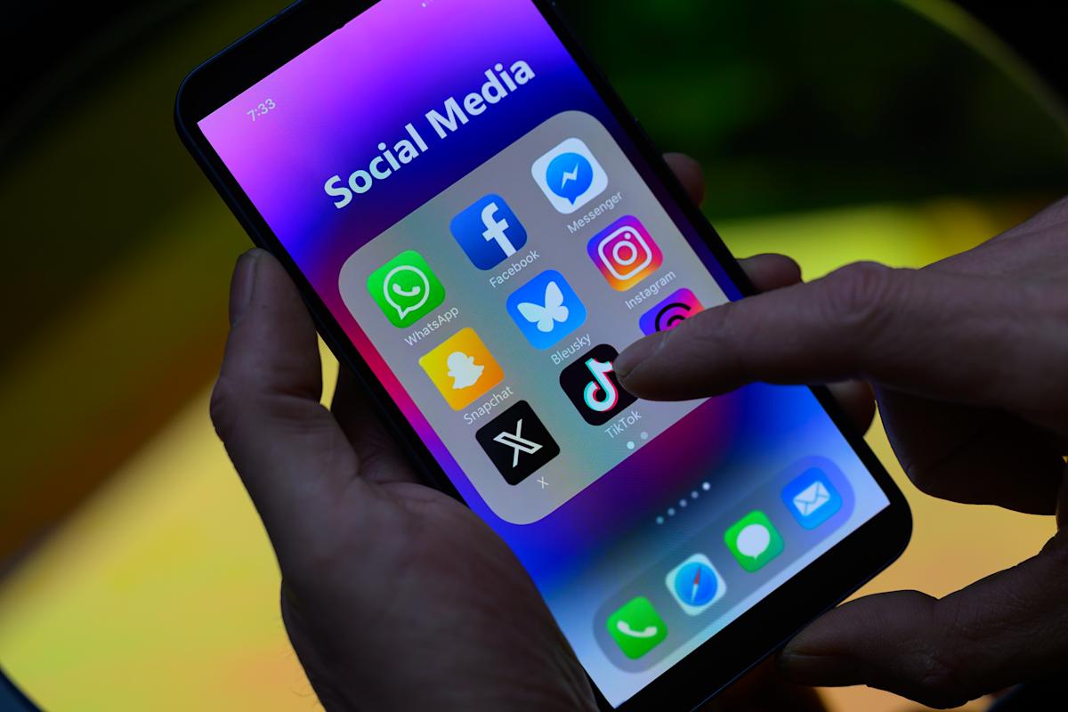 EU charges Meta and TikTok over failures to tackle illegal content